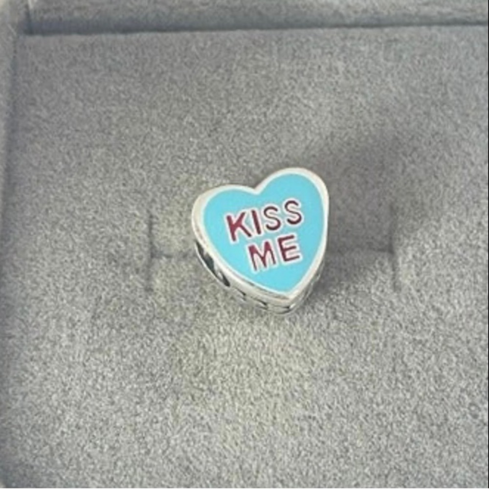 pandora sweetheart charm